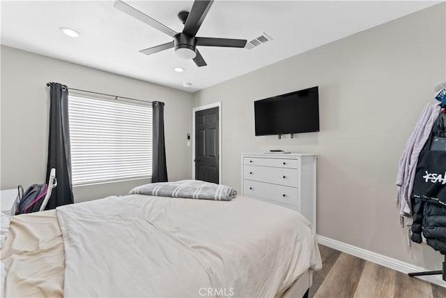 1422 S Exmoor Ave, Compton, CA 90220 - bedroom featuring baseboards, dark wood-style floors, recessed lighting, and ceiling fan