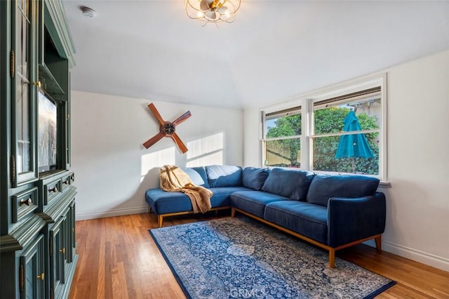 967 W 2nd Ave, Escondido, CA 92025 - living area featuring baseboards, wood finished floors, and vaulted ceiling
