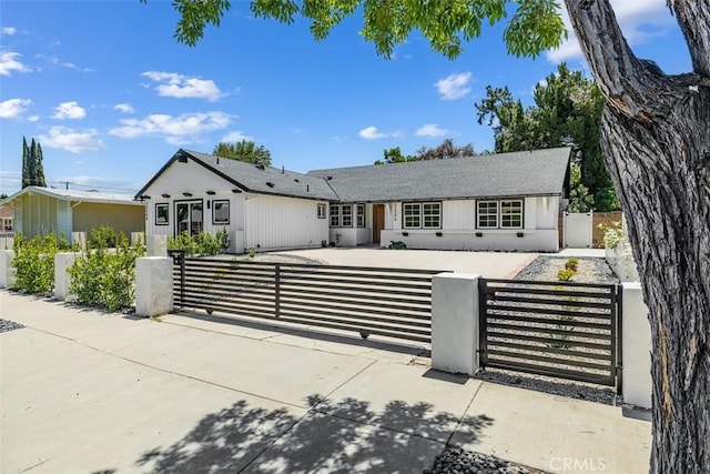 22306 Marlin Pl, Canoga Park, CA 91303 - ranch-style home with a gate and a fenced front yard