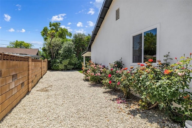 22306 Marlin Pl, Canoga Park, CA 91303 - view of yard