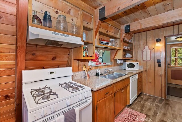 101 W Rainbow Blvd, Big Bear City, CA 92314 - photo 9