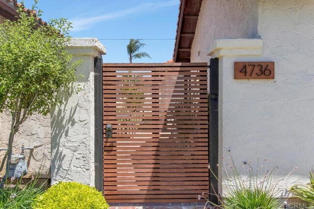 4736 Dalea Pl, Oceanside, CA 92057 - view of gate