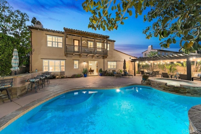 7845 Caminito Camelia, San Diego, CA 92127 - view of pool featuring a pergola, a patio area, and a pool with connected hot tub