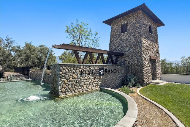 2544 Gunner Ridge Way, Rialto, CA 92377 - view of community sign