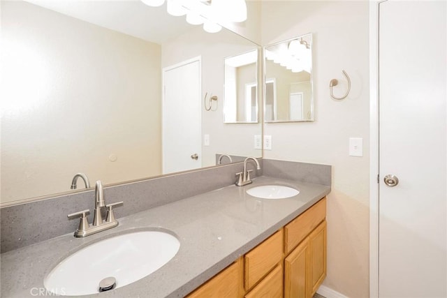 45529 36th St E, Lancaster, CA 93535 - full bathroom featuring double vanity