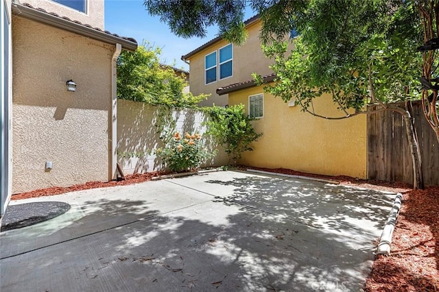 1587 N Strada Way, Clovis, CA 93619 - view of patio / terrace