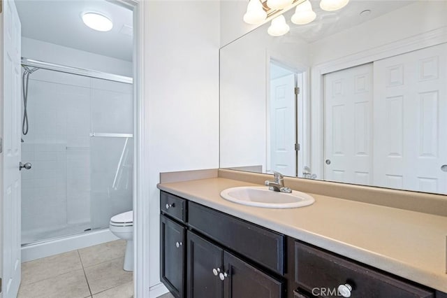 1587 N Strada Way, Clovis, CA 93619 - full bath featuring a shower stall, tile patterned floors, vanity, and a chandelier