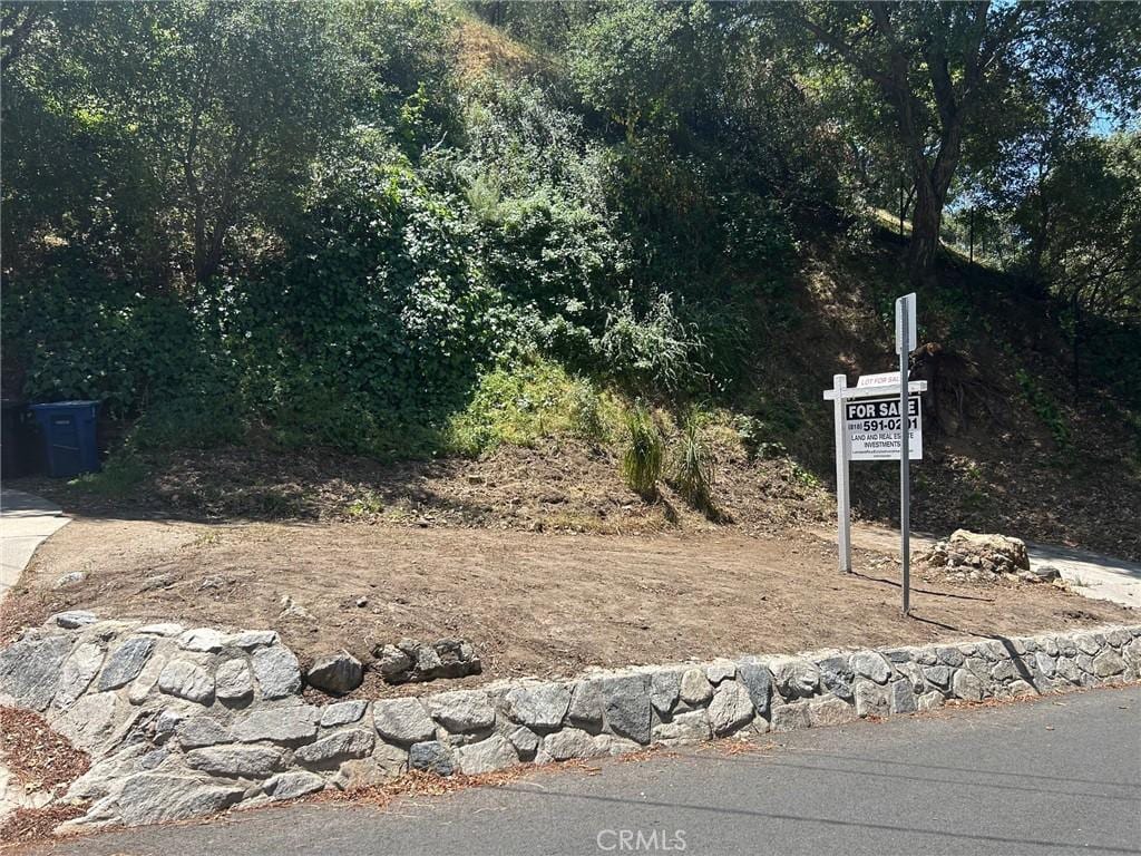 660 Country Club Dr, Burbank, CA 91501 - photo 1