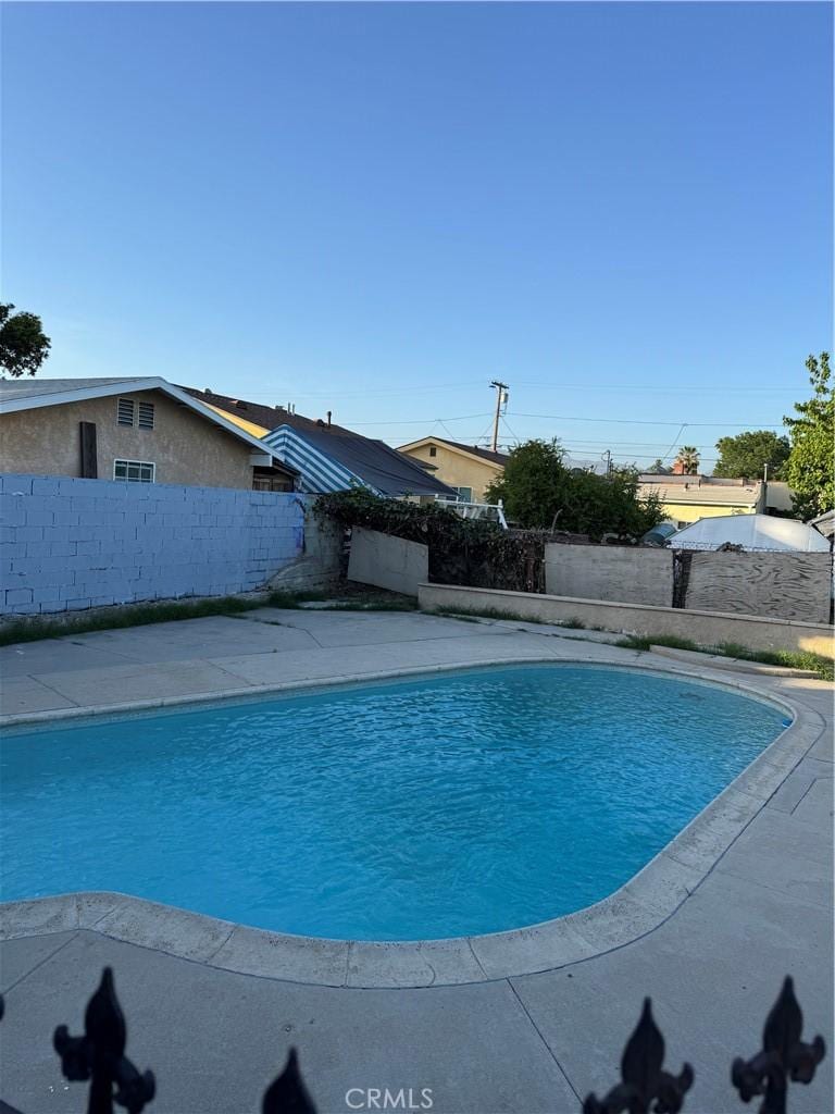 9968 Lev Ave, Arleta, CA 91331 - view of swimming pool featuring a fenced backyard