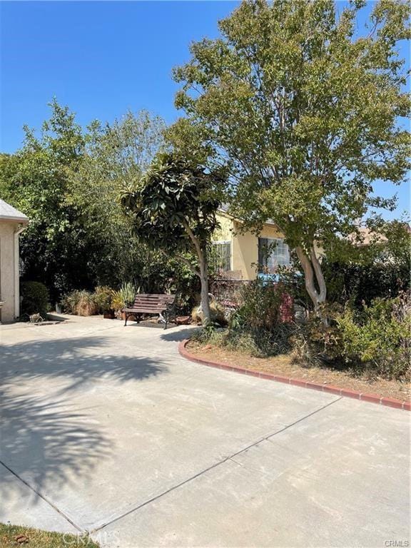 811 Walnut, Colton, CA 92324 - exterior space