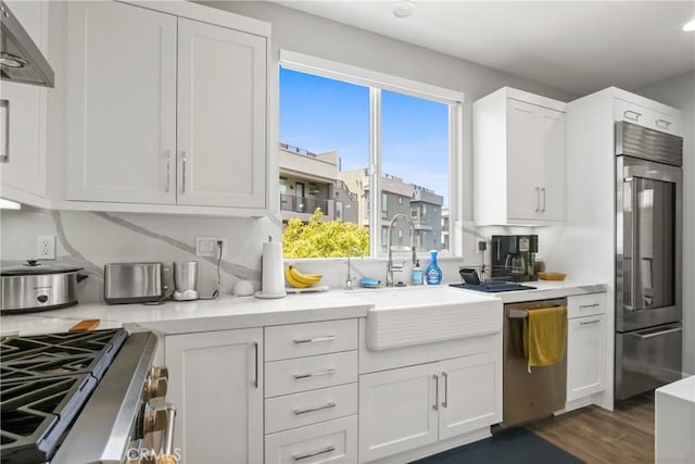 1639 Bridgewater Way, Costa Mesa, CA 92627 - kitchen with stainless steel appliances, a sink, and white cabinets
