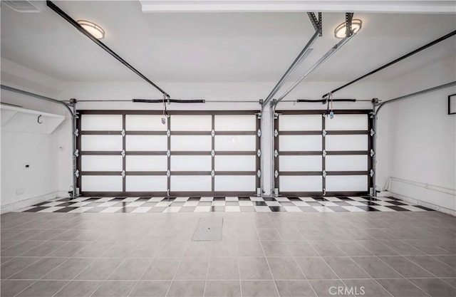 5338 S Chariton Ave, Ladera Heights, CA 90056 - view of garage