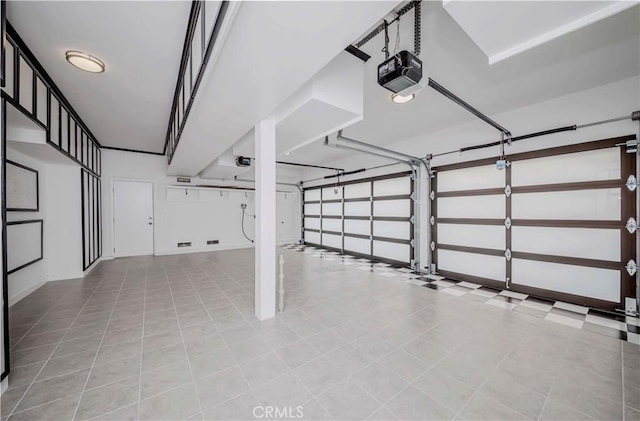 5338 S Chariton Ave, Ladera Heights, CA 90056 - garage with a garage door opener