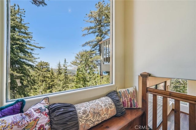 551 Raccoon Ct, Lake Arrowhead, CA 92352 - view of sitting room