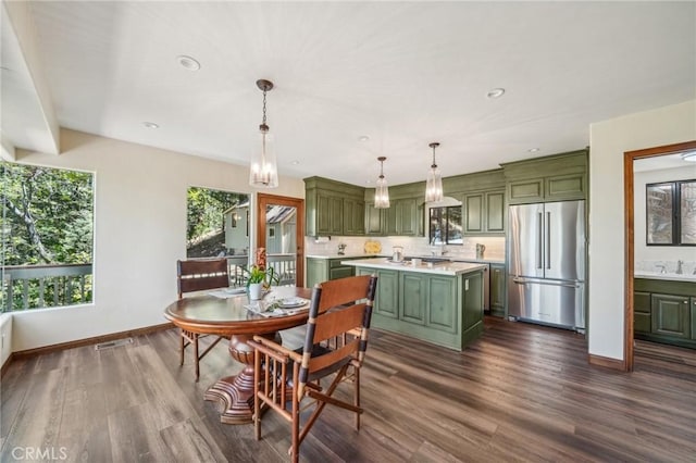 551 Raccoon Ct, Lake Arrowhead, CA 92352 - dining area featuring baseboards, dark wood-style floors, and recessed lighting