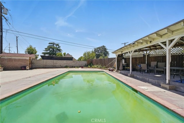 14276 Aztec St, Sylmar, CA 91342 - view of pool with a fenced backyard and a patio area