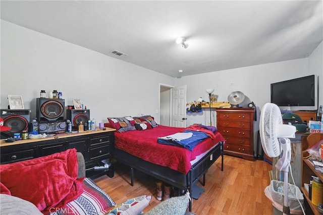 14276 Aztec St, Sylmar, CA 91342 - bedroom featuring light wood-style flooring