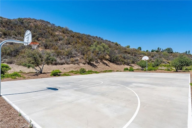 19613 Edmonds Pl, Saugus, CA 91350 - view of basketball court featuring community basketball court and a mountain view