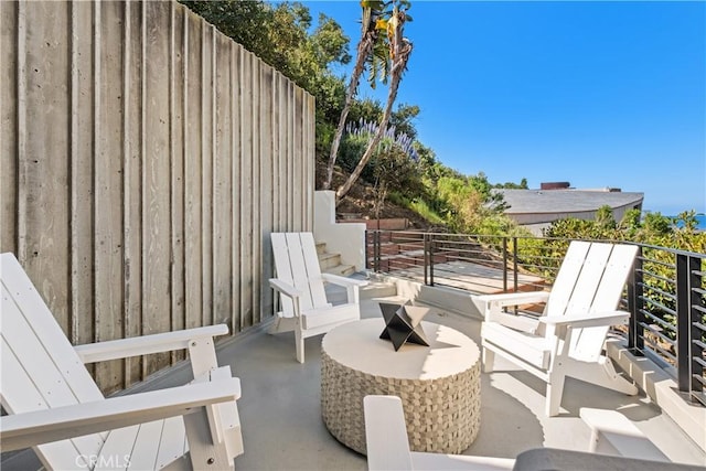 901 Summit Dr, Laguna Beach, CA 92651 - view of patio / terrace with a balcony