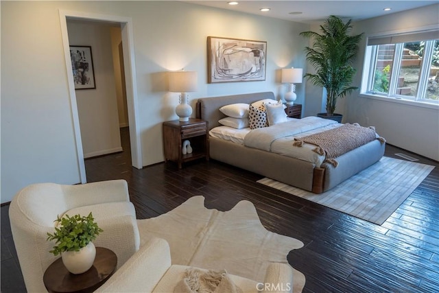 901 Summit Dr, Laguna Beach, CA 92651 - bedroom featuring wood finished floors, recessed lighting, and baseboards
