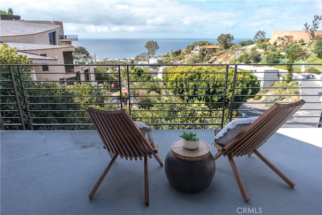 901 Summit Dr, Laguna Beach, CA 92651 - balcony featuring a water view