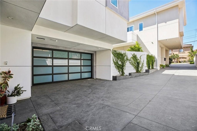1926 Ruhland Ave Unit B, Redondo Beach, CA 90278 - view of community with concrete driveway and a garage