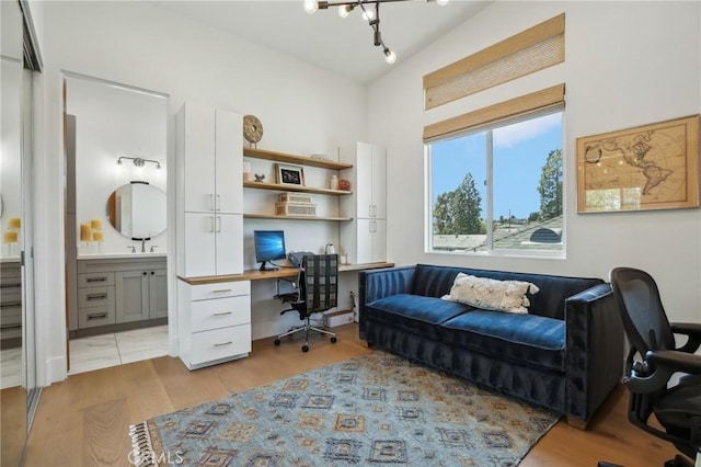 1926 Ruhland Ave Unit B, Redondo Beach, CA 90278 - office space with light wood finished floors