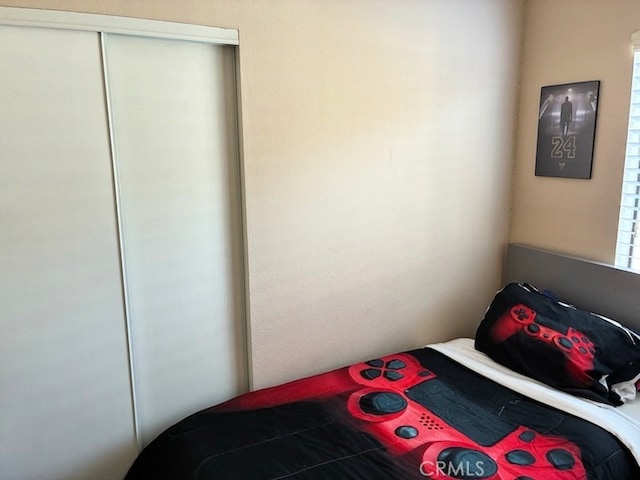 2249 Montrose Ave Unit 7, Montrose, CA 91020 - bedroom with a closet