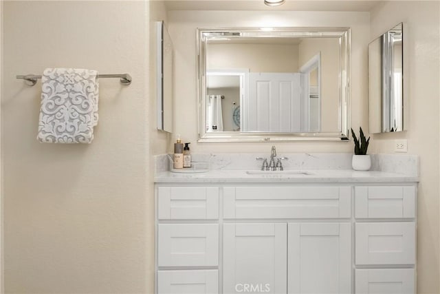 31291 Via Fajita, San Juan Capistrano, CA 92675 - bathroom featuring vanity
