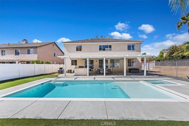 26273 Palm Tree Ln, Murrieta, CA 92563 - view of pool featuring an in-ground hot tub, a fenced backyard, a patio, and ceiling fan