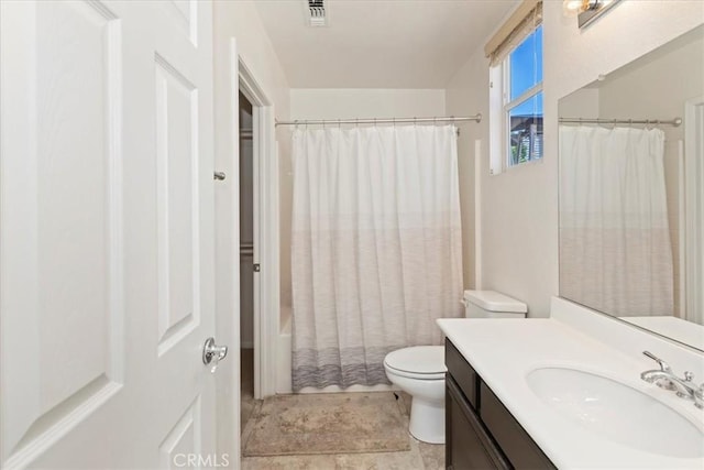 26273 Palm Tree Ln, Murrieta, CA 92563 - full bath with vanity, toilet, and shower / bath combo with shower curtain