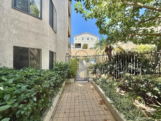 4142 E Mendez St Unit 132, Long Beach, CA 90815 - view of patio / terrace featuring a gate