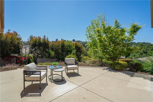 570 Jenny Pl, Arroyo Grande, CA 93420 - view of patio / terrace