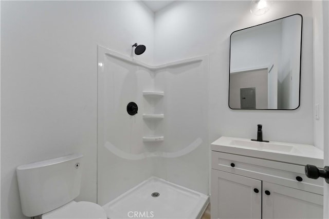 752 E 17th St, Los Angeles, CA 90021 - bathroom featuring a shower, vanity, and toilet
