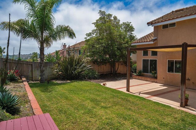 513 Shadow Tree Dr, Oceanside, CA 92058 - view of yard featuring a patio area