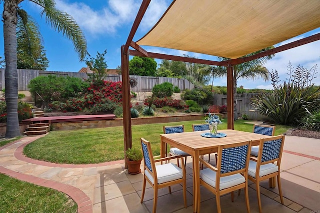 513 Shadow Tree Dr, Oceanside, CA 92058 - view of patio featuring outdoor dining space