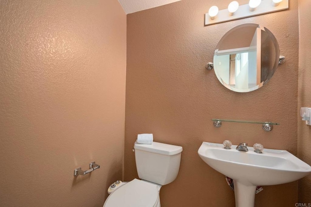 513 Shadow Tree Dr, Oceanside, CA 92058 - bathroom with toilet and a sink