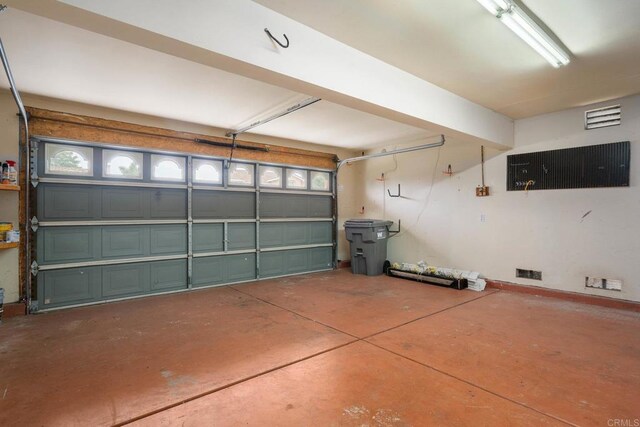 513 Shadow Tree Dr, Oceanside, CA 92058 - view of garage