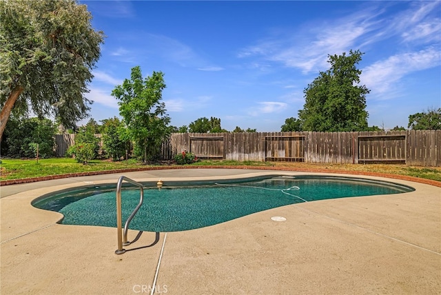 22635 Juanita Ct, Red Bluff, CA 96080 - view of swimming pool with a fenced backyard and a patio area