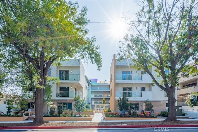 137 S Wilson Ave Unit 105, Pasadena, CA 91106 - view of building exterior