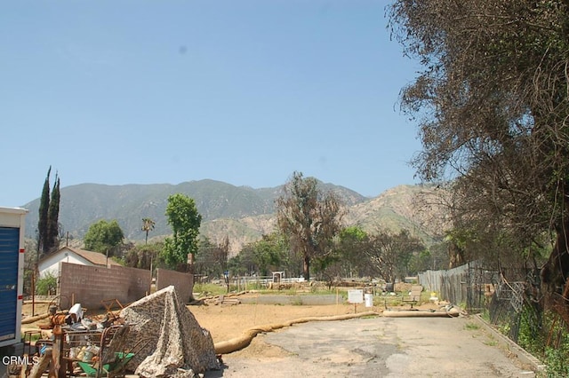 103 E Las Flores, Altadena, CA 91001 - photo 9
