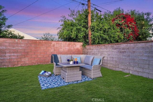 10404 Gaviota Ave, Granada Hills, CA 91344 - view of yard