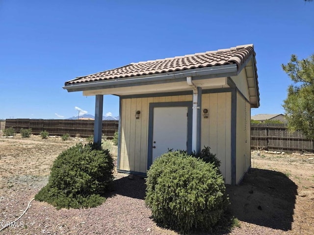 12780 Fir St, Oak Hills, CA 92344 - view of shed