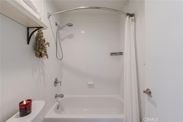 585 N Rossmore Ave Unit 209, Los Angeles, CA 90004 - full bath featuring shower / bath combo