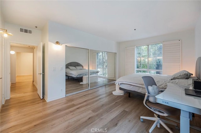 585 N Rossmore Ave Unit 209, Los Angeles, CA 90004 - bedroom with light wood finished floors