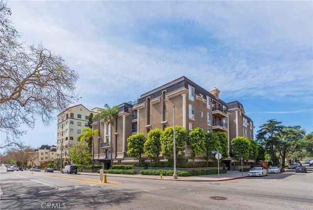 585 N Rossmore Ave Unit 209, Los Angeles, CA 90004 - view of property