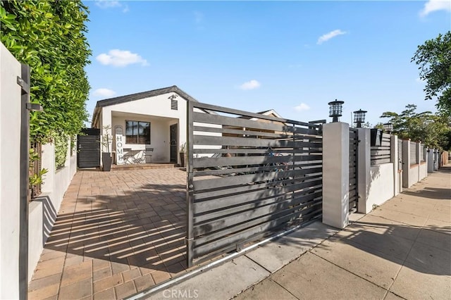 13250 Mercer St, Pacoima, CA 91331 - view of gate