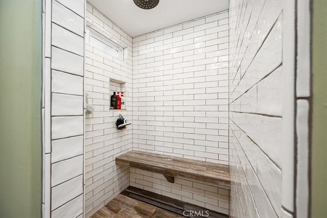 5498 Forked Horn Pl, Paso Robles, CA 93446 - bathroom featuring tiled shower and tile walls