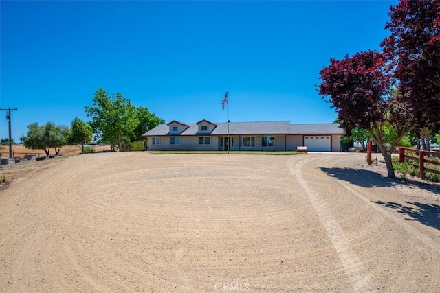 5498 Forked Horn Pl, Paso Robles, CA 93446 - ranch-style home featuring driveway and an attached garage