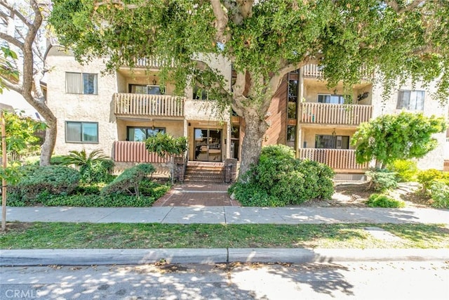 465 Ivy St Unit 203, Glendale, CA 91204 - view of building exterior